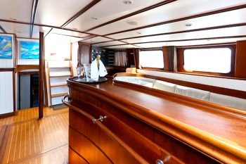 Yacht DAME DES TROPIQUES 3
