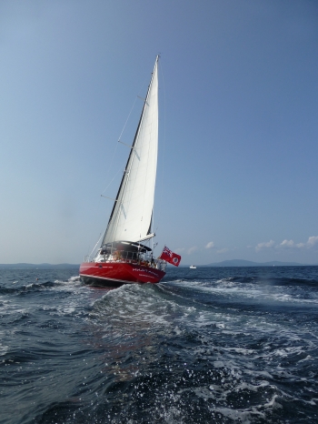 MUSTANG Sailing Fast MUSTANG Sailing Fast