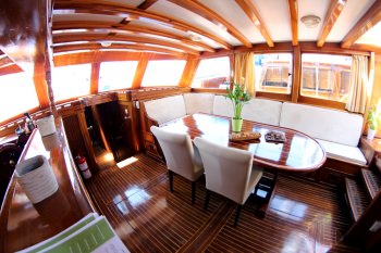 Yacht MALENA 2