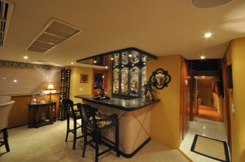 GOLDEN GIRL Salon Bar GOLDEN GIRL Salon Bar