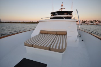 GOLDEN GIRL Foredeck GOLDEN GIRL Foredeck