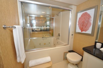 GOLDEN GIRL Master Jacuzzi Tub GOLDEN GIRL Master Jacuzzi Tub