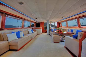Yacht JABU 2