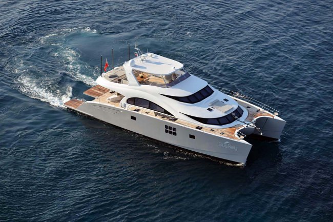 Yacht BLUE BELLY