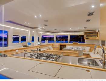 Yacht STARLIGHT 2