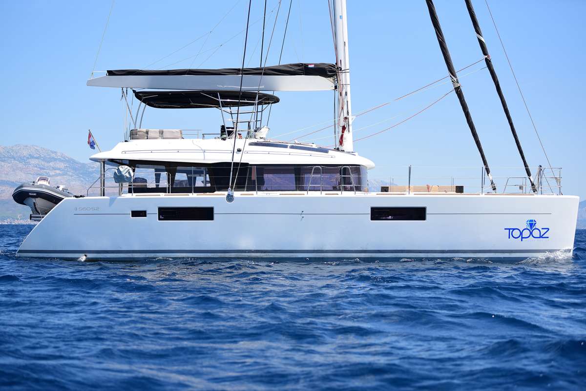 Topaz (lagoon 560 S2) Superyacht Charter