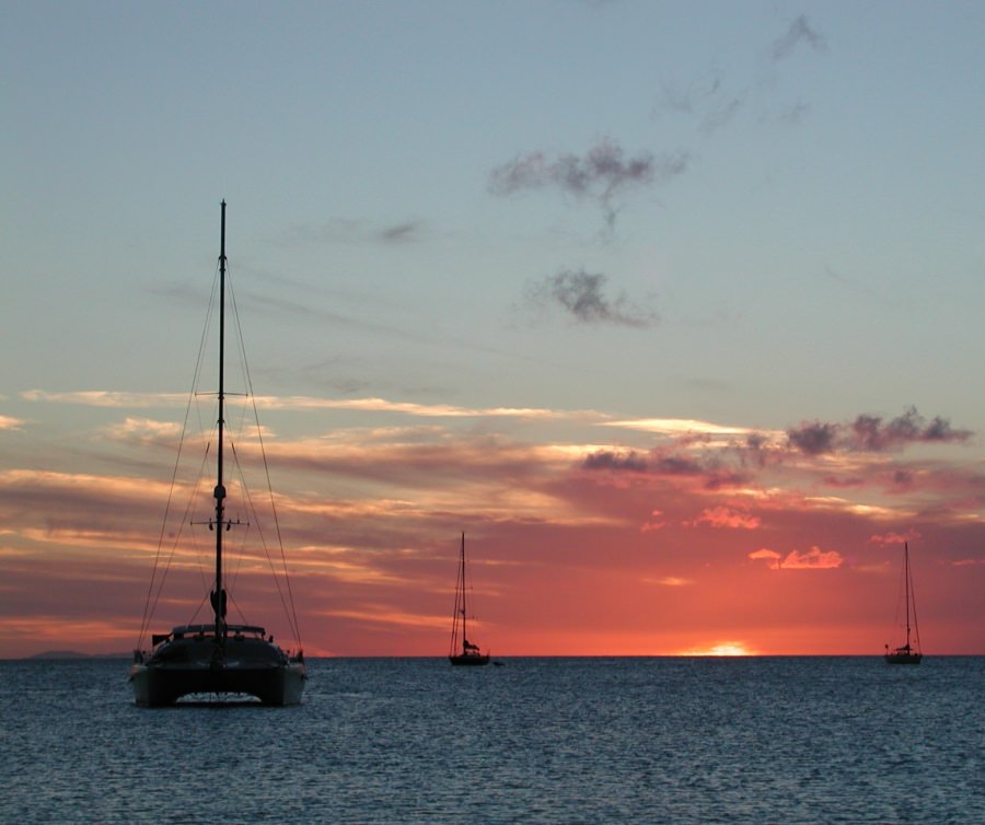 BEST REVENGE 5 Yacht Charter - Idyllic Anchorages