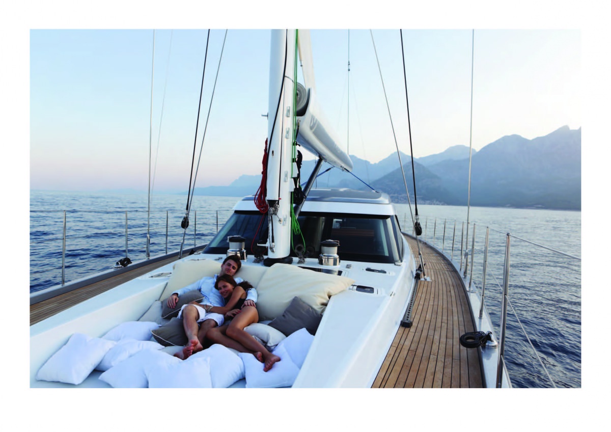 Private greece sailing charter yachts