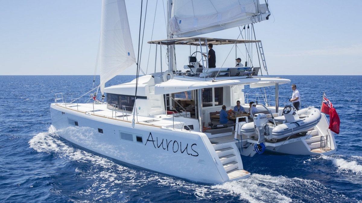 Private Greece catamaran charters. Luxury catamarans for charter in