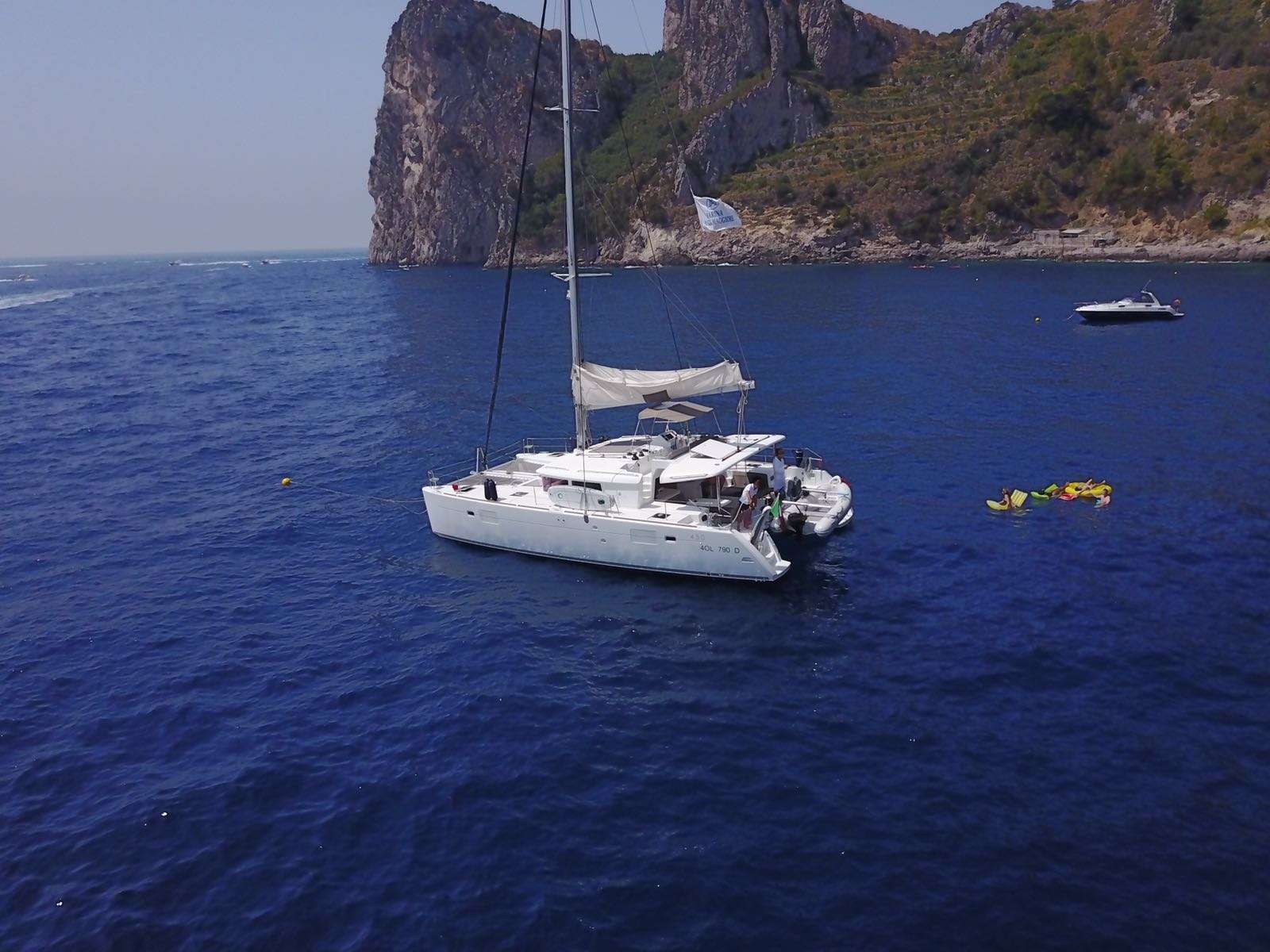 Catamaran OPERA PRIMA Catamaran OPERA PRIMA