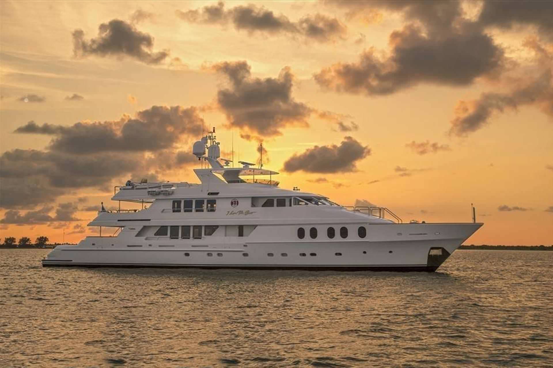 I LOVE THIS BOAT I LOVE THIS BOAT