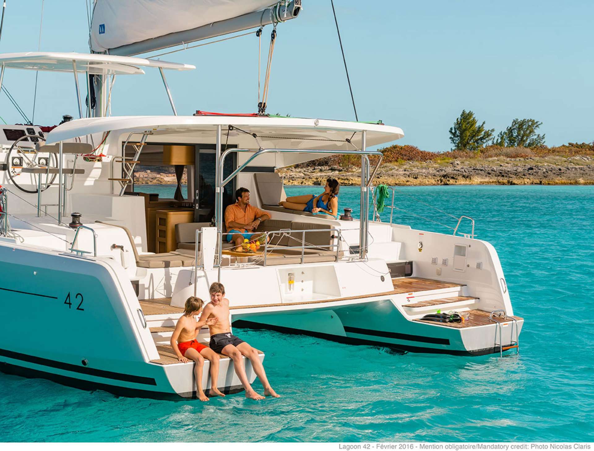 Catamaran Balute Catamaran Balute