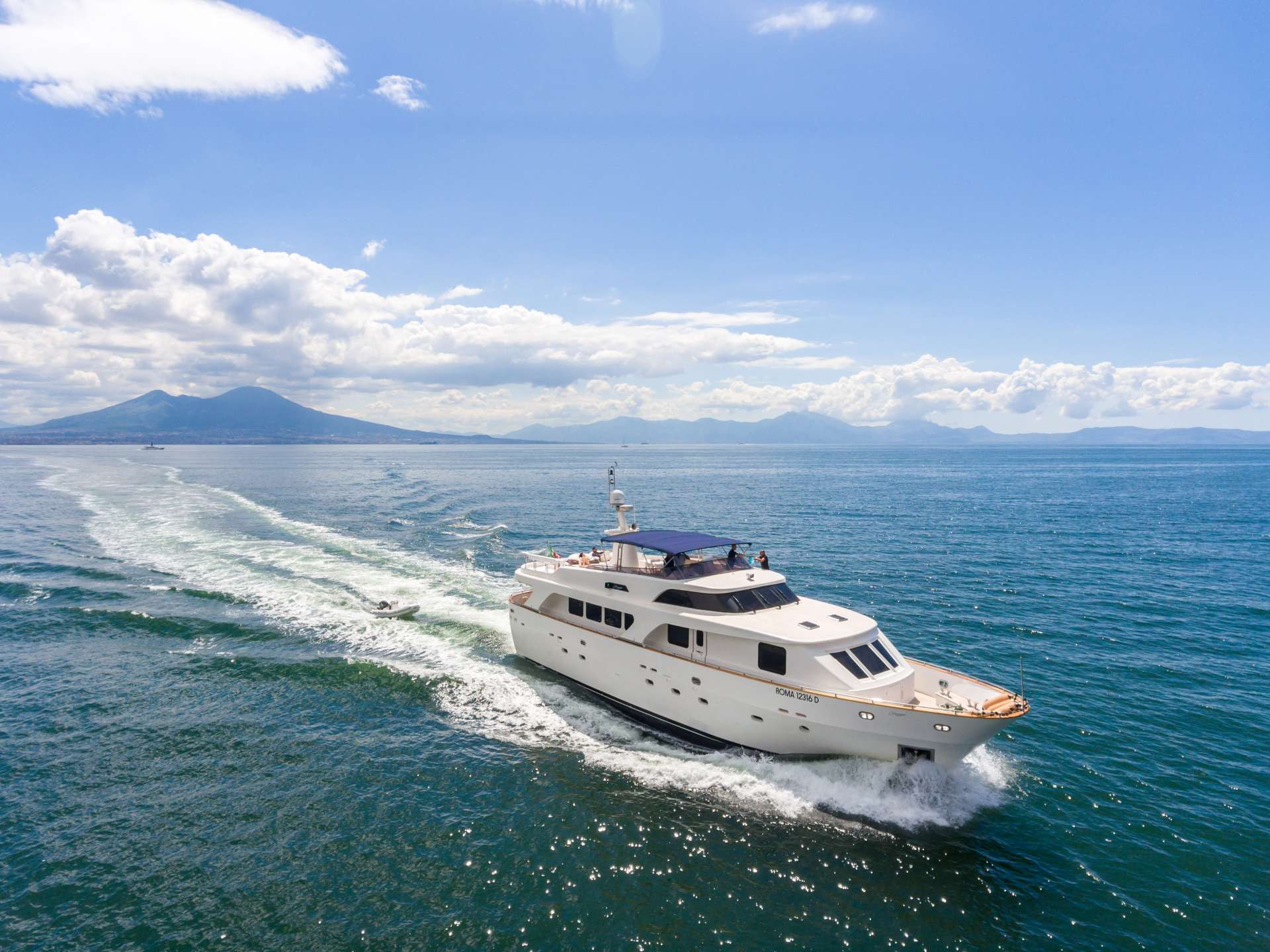 Shangra Superyacht Charter