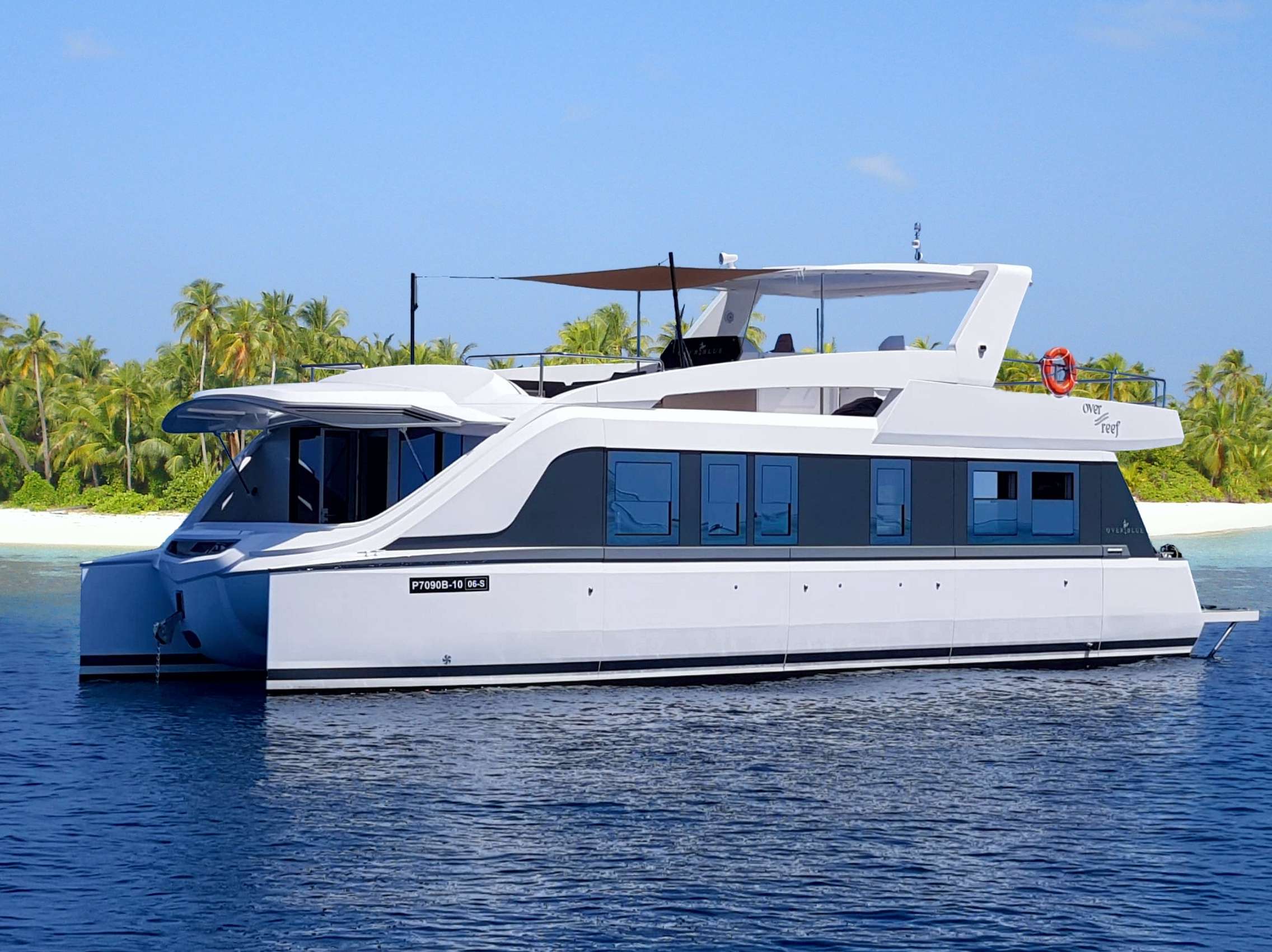 Over Reef Superyacht Charter
