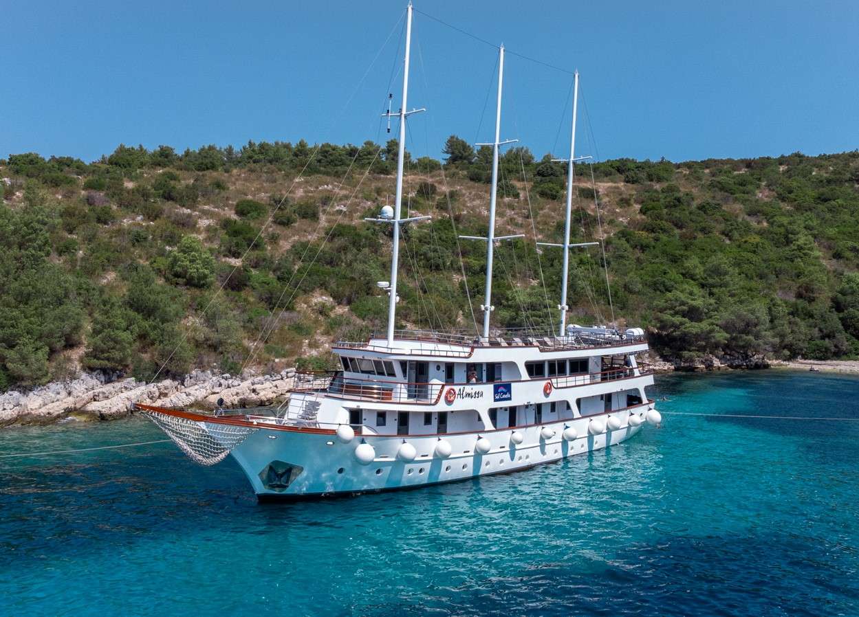 Almissa Superyacht Charter