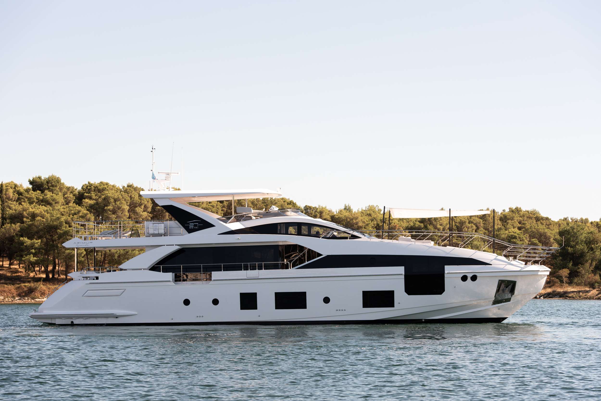 Dawo Superyacht Charter