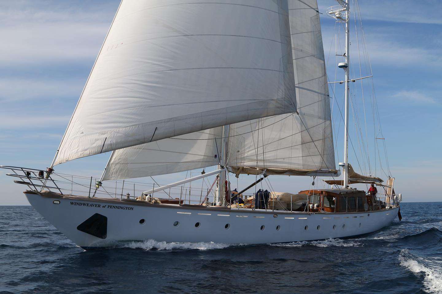 Windweaver Of Pennington Superyacht Charter