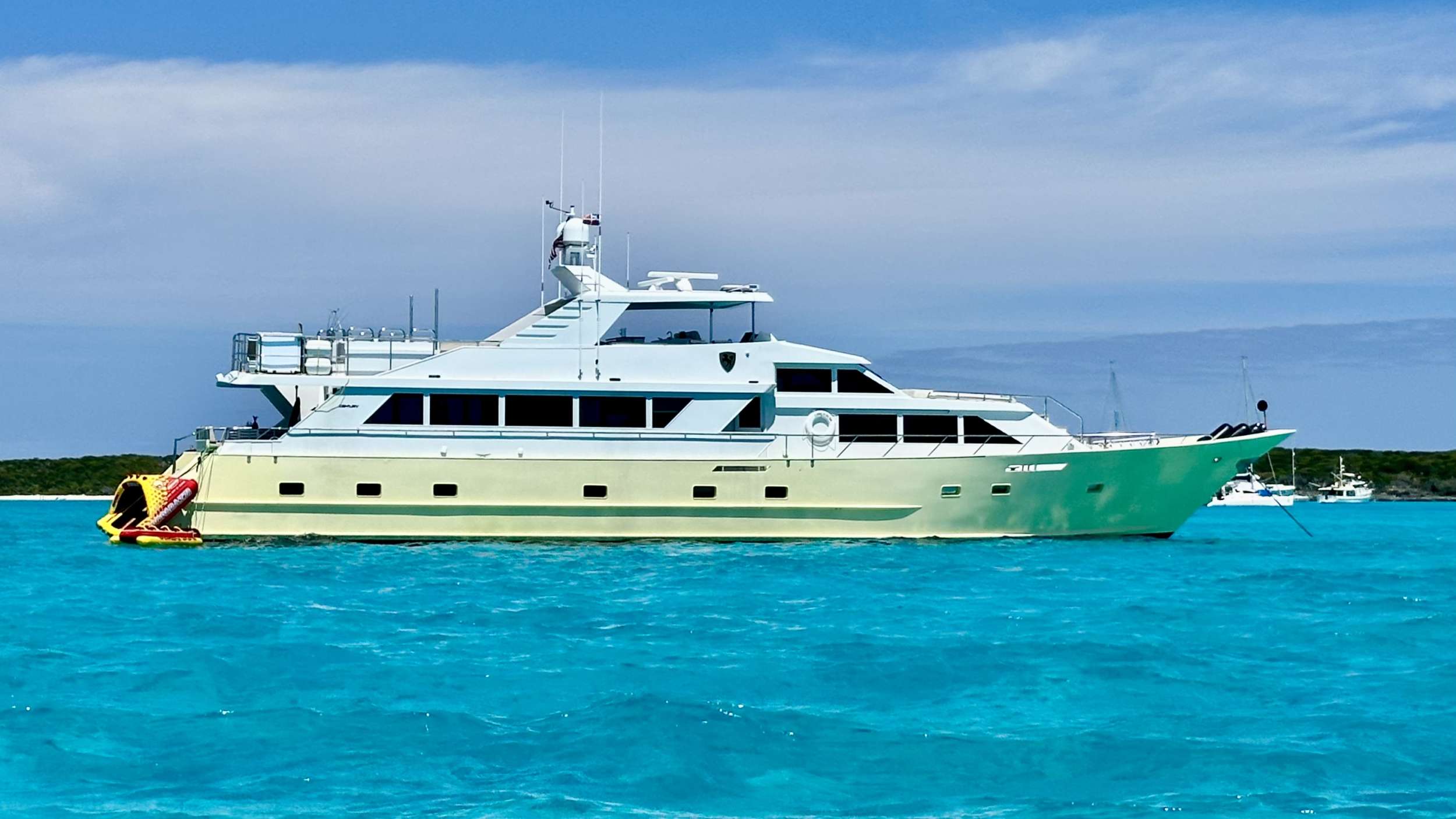 A Place In The Sun Superyacht Charter