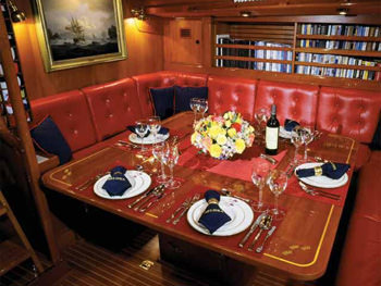 MELINKA Yacht Charter - Dining