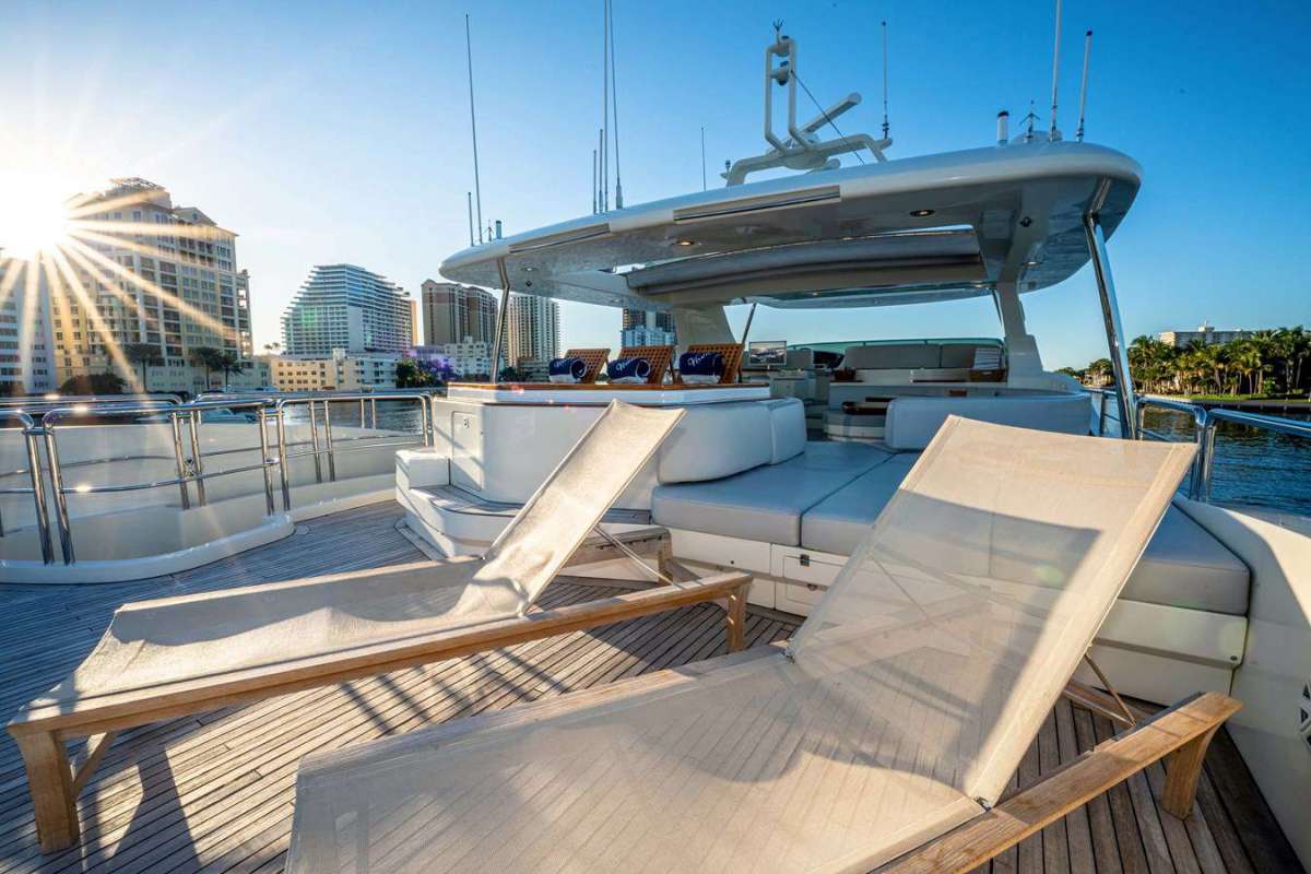 Yacht Pic 14