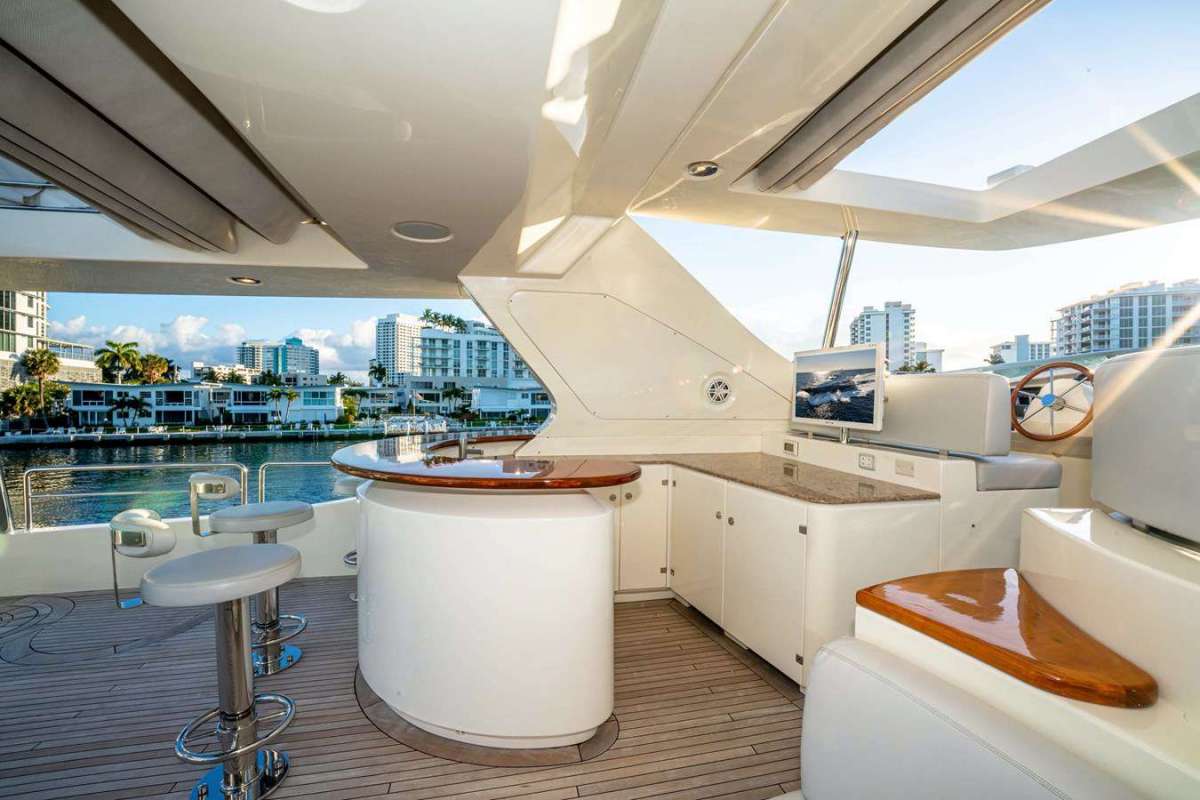 Yacht Pic 15