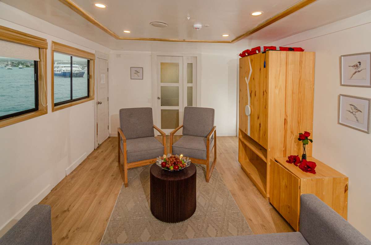 Galapagos Sea Star Yacht
