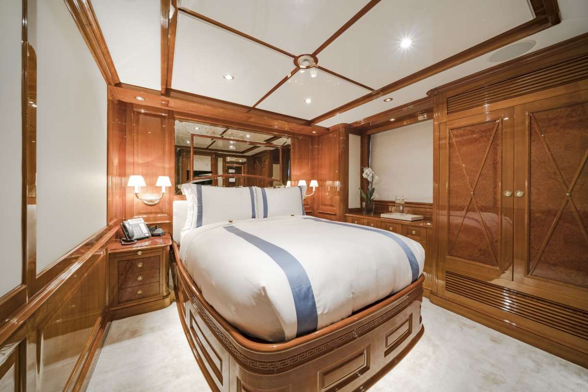 Yacht Pic 8