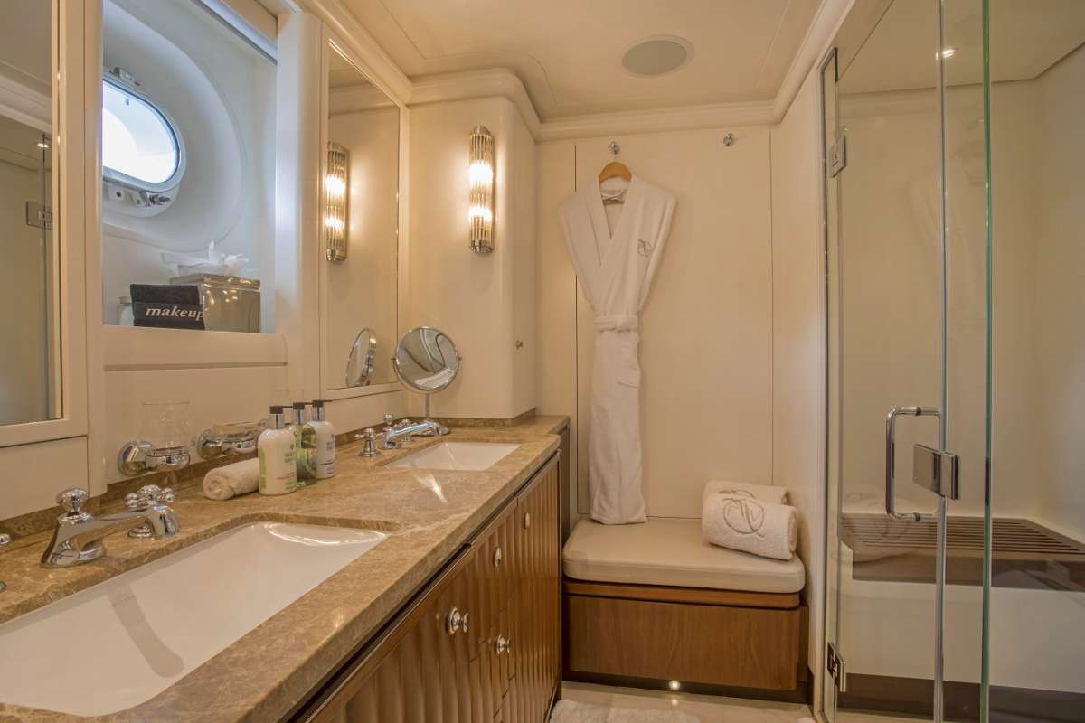 Master Stateroom ensuite