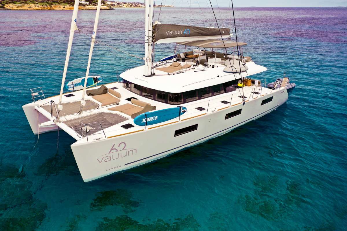 catamaran charter greece price