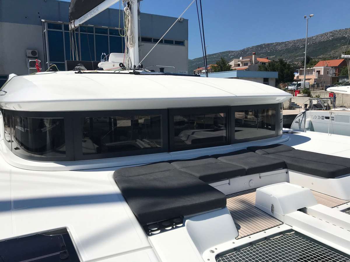 Adriatic Leopard (lagoon 50)