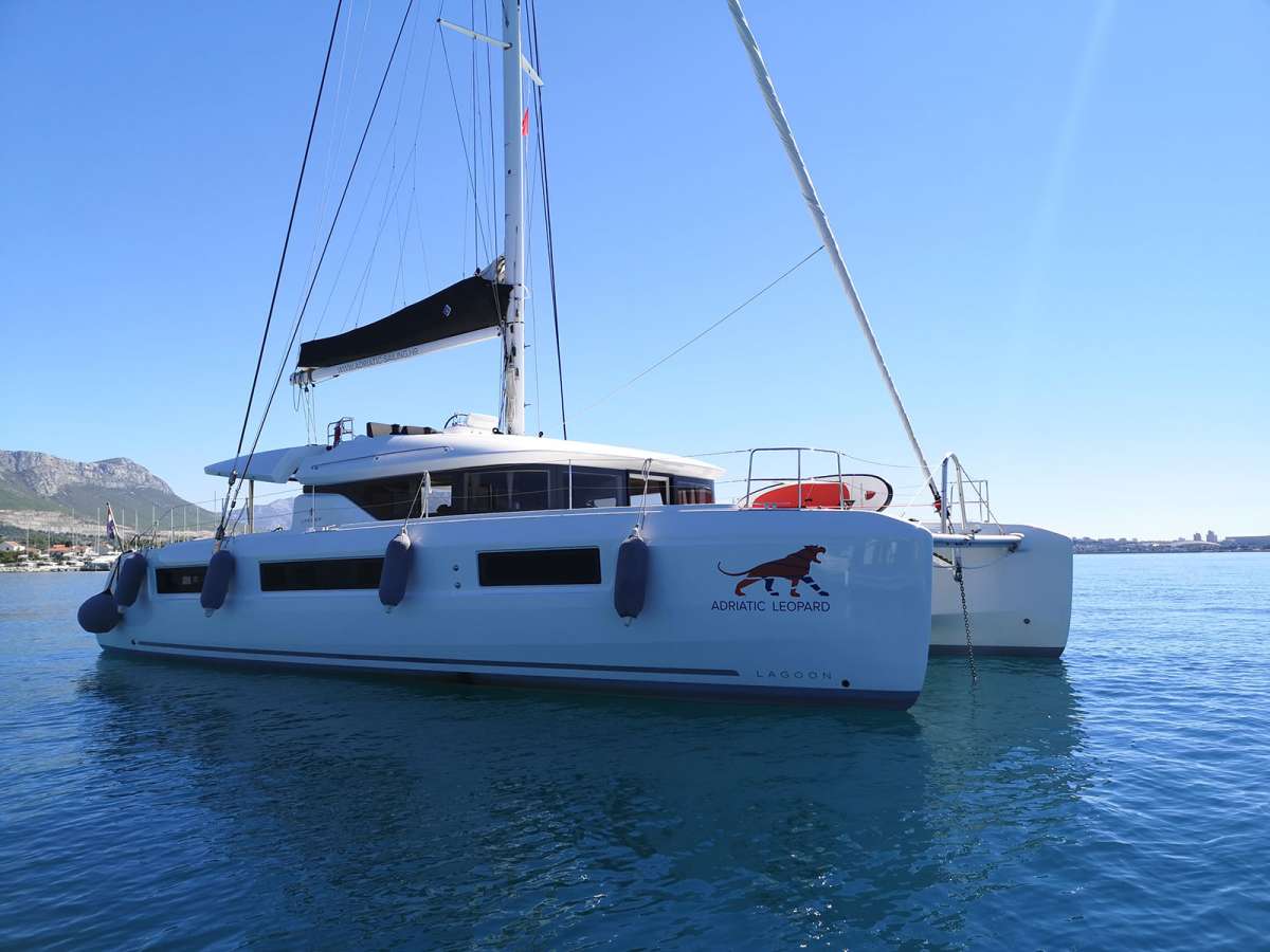 Adriatic Leopard (lagoon 50)