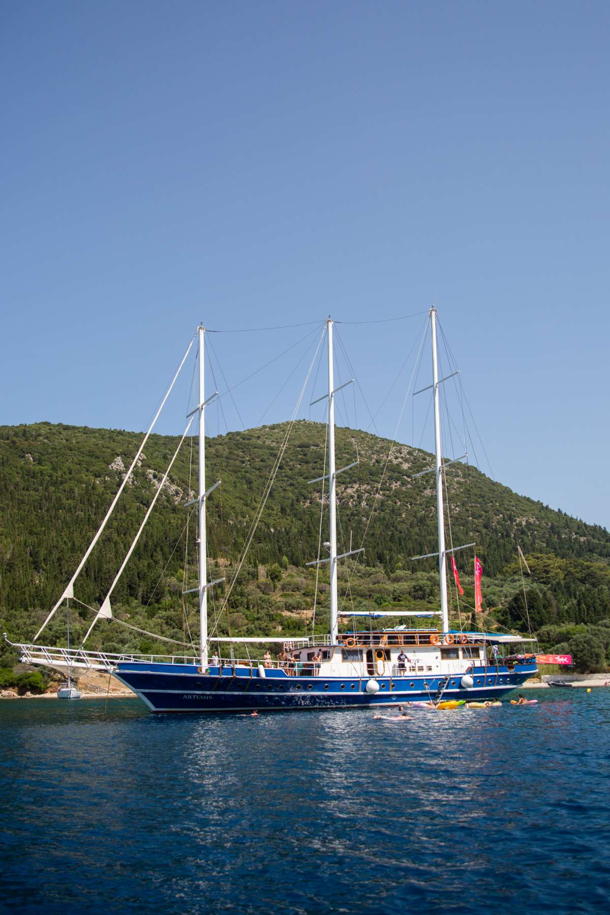 sailing yacht charters greece