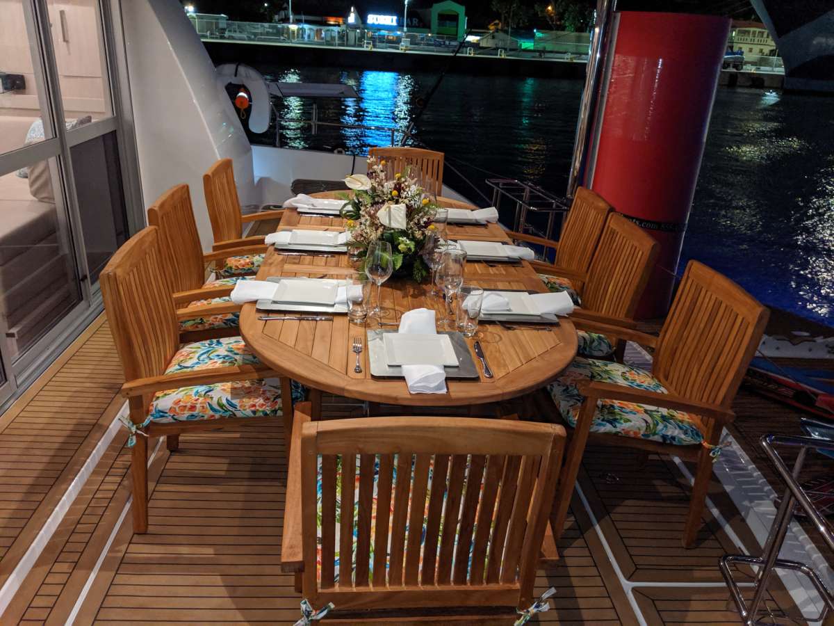 Aft deck alfresco dining area