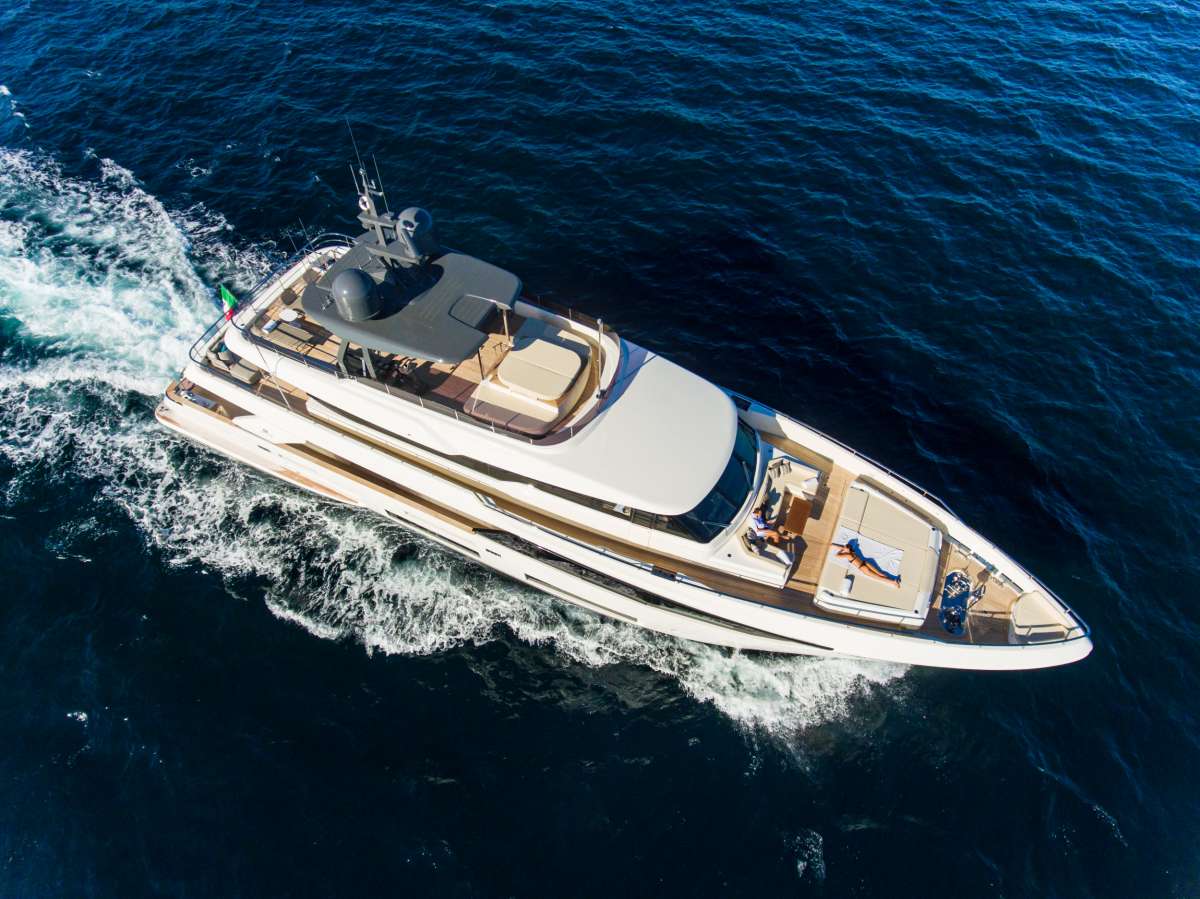 Penelope Yacht Charter - Sailing