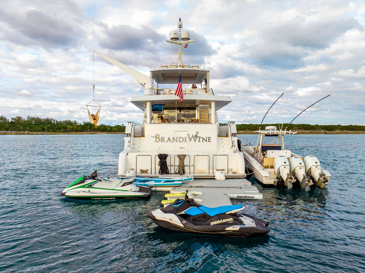 Flybridge view aft