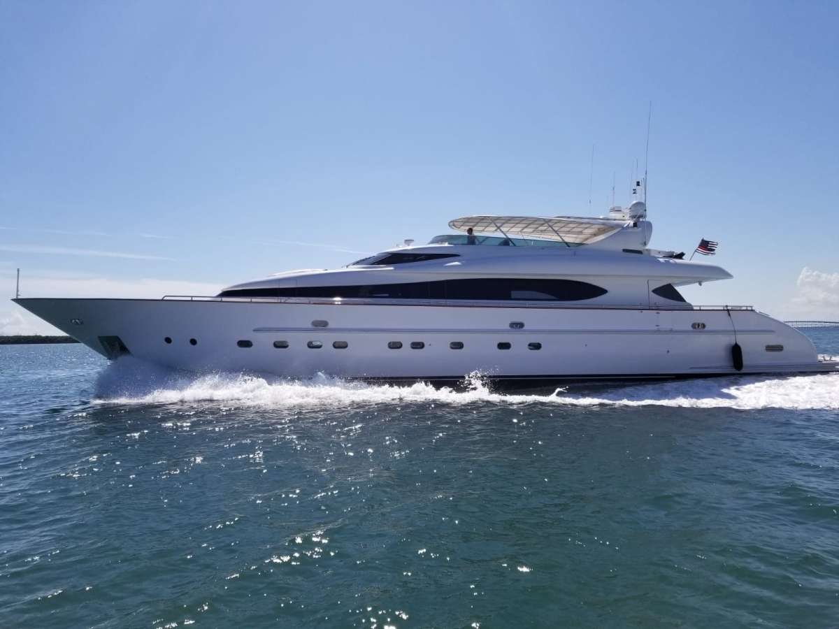 103′ Custom Build Luxury Yacht