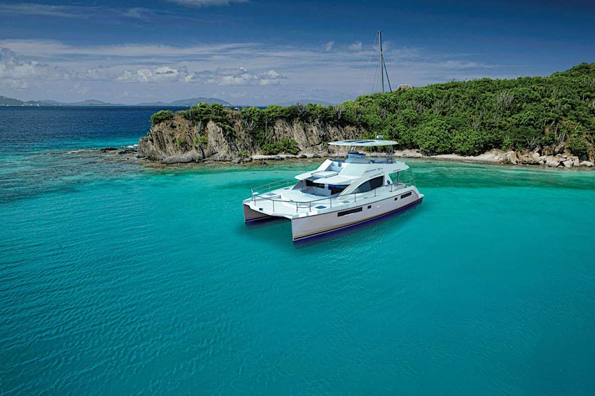 SOMEWHERE HOT Yacht Charter - Ritzy Charters