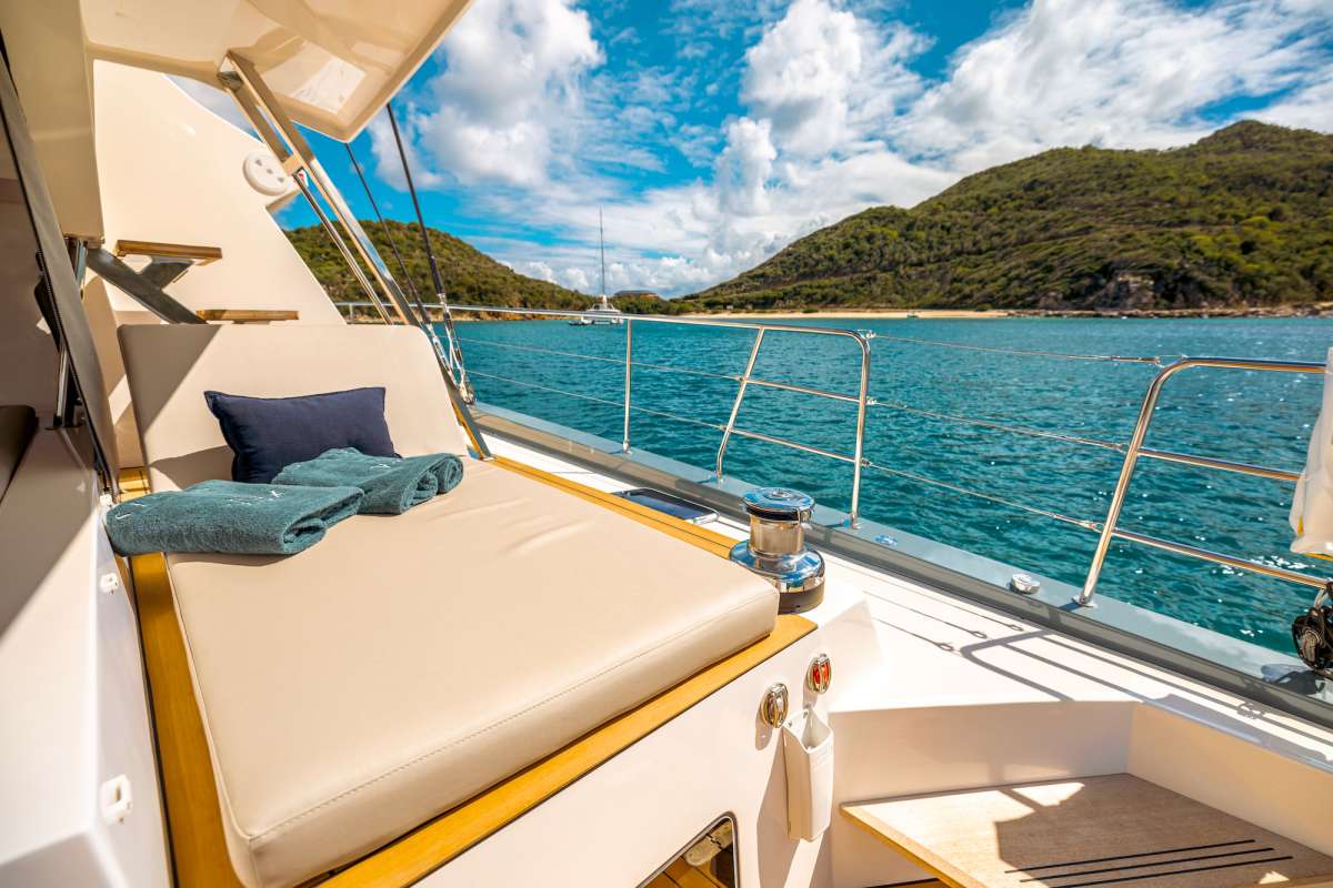 Sunloungers off the aft cockpit