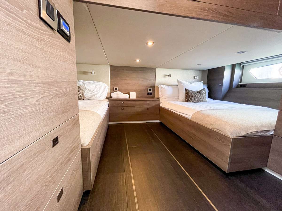 Yacht Pic 8