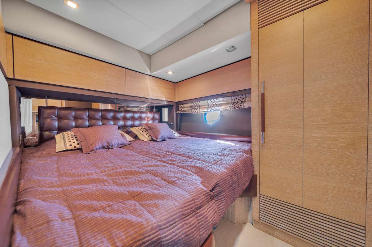Yacht Pic 9