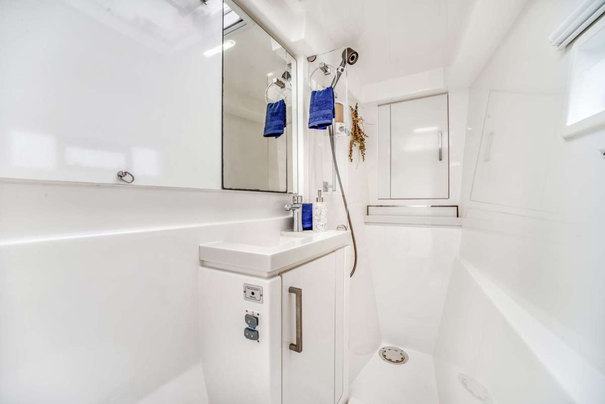 Ensuite on Deep Blue