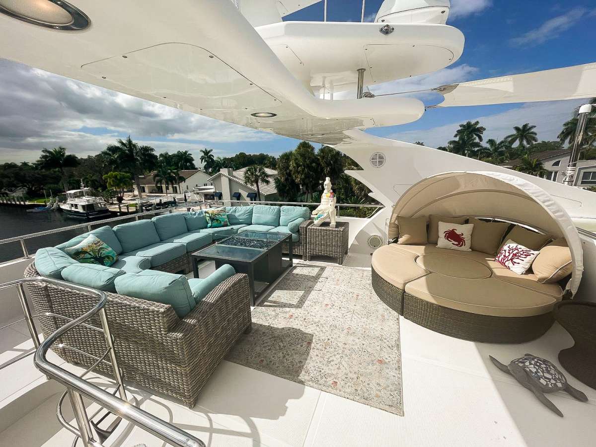 Yacht Pic 10