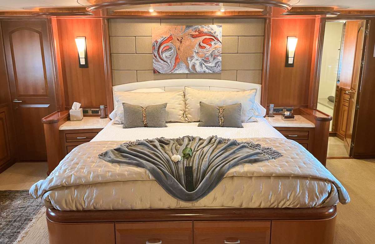 Yacht Pic 6