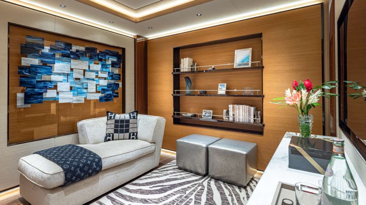 Private Owners Lounge 