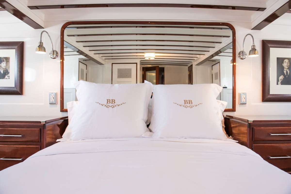 Yacht Pic 6