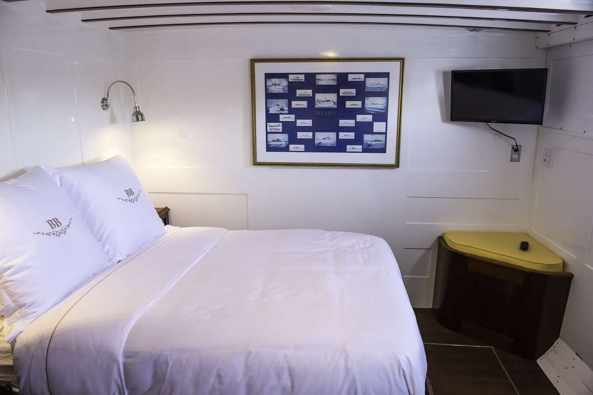 Yacht Pic 8