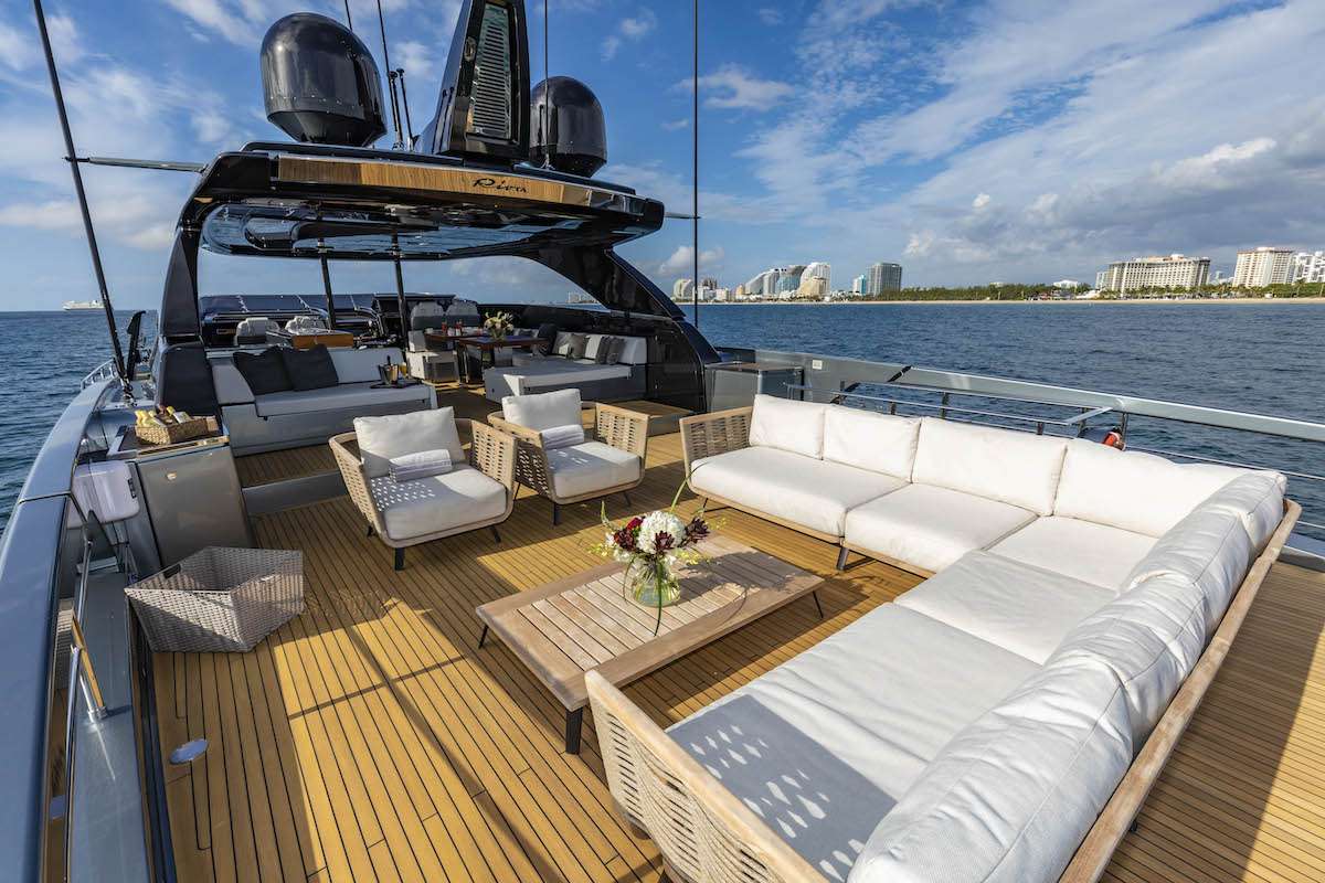 Yacht Pic 11