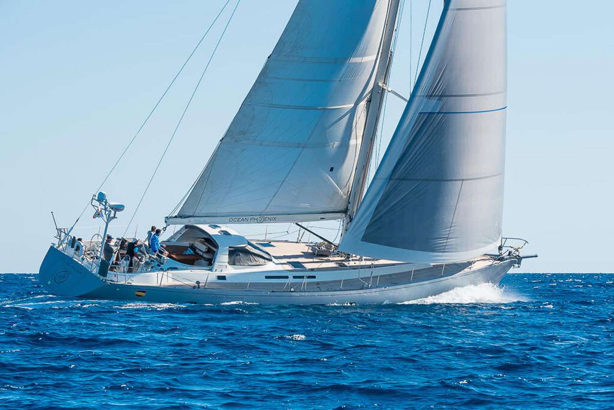 Yacht Charter Ocean Phoenix | Ritzy Charters