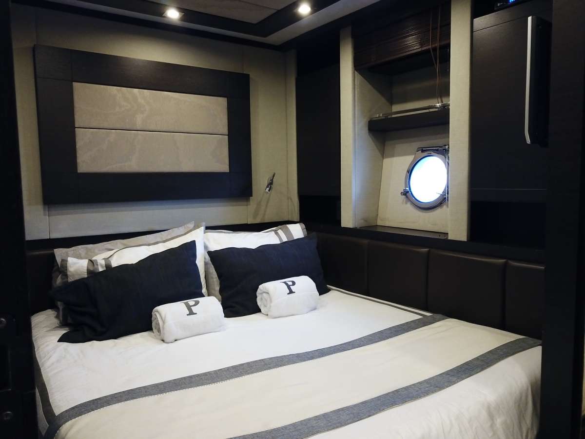 Yacht Pic 16