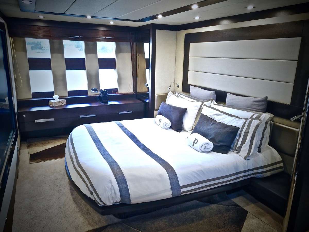 Yacht Pic 6